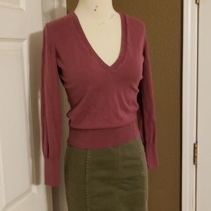 Banana republic muave v neck sweater